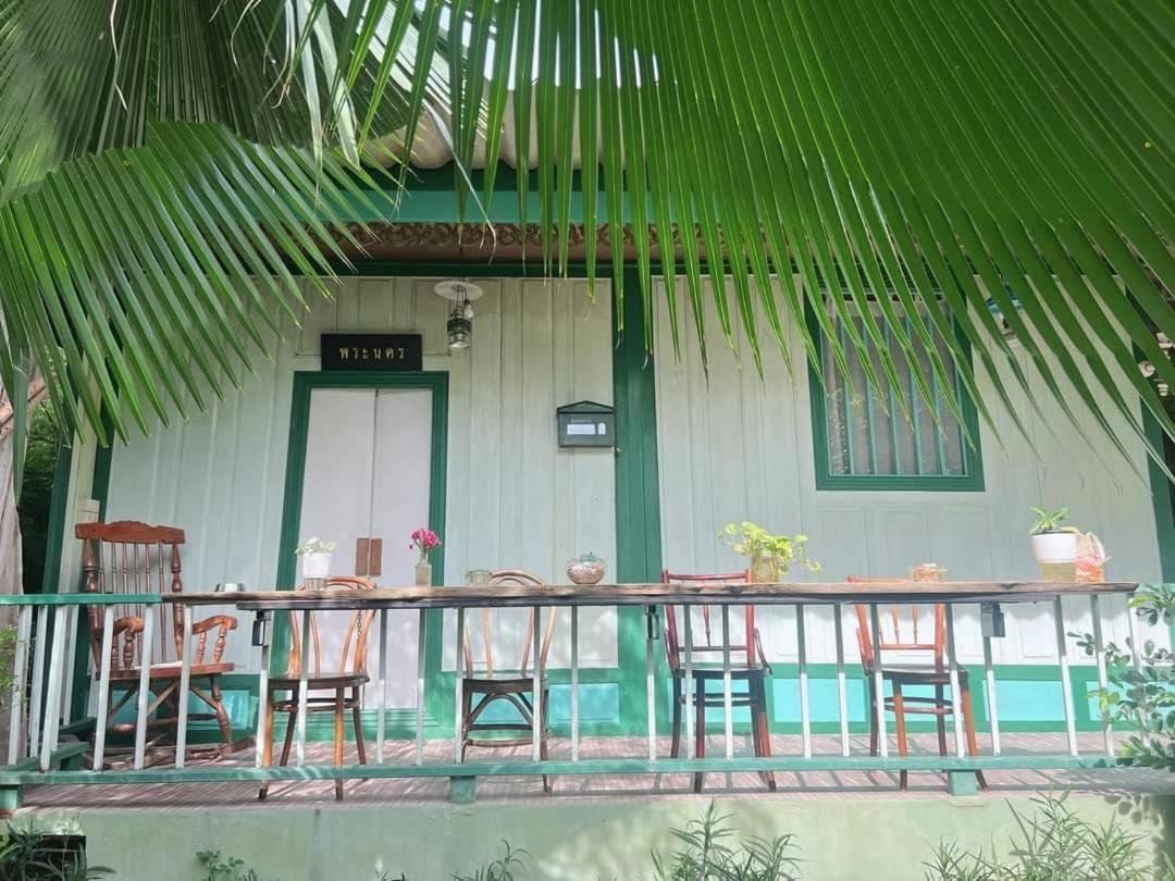 The Antique Riverside Resort Ban Pong  Eksteriør bilde