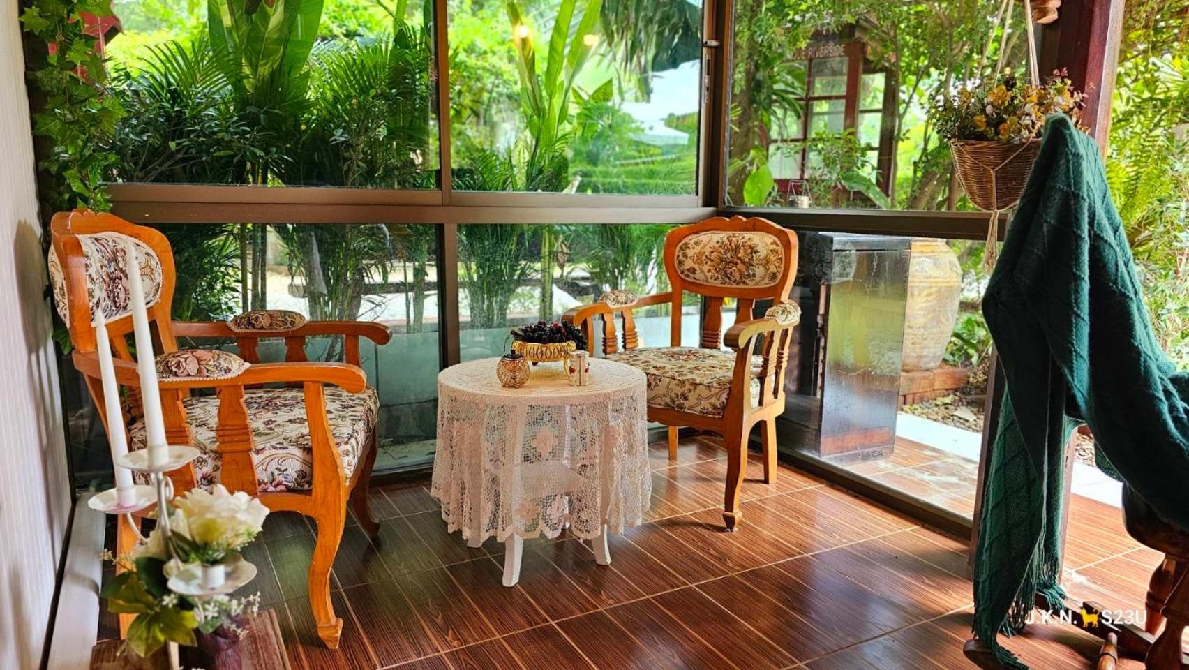 The Antique Riverside Resort Ban Pong  Eksteriør bilde
