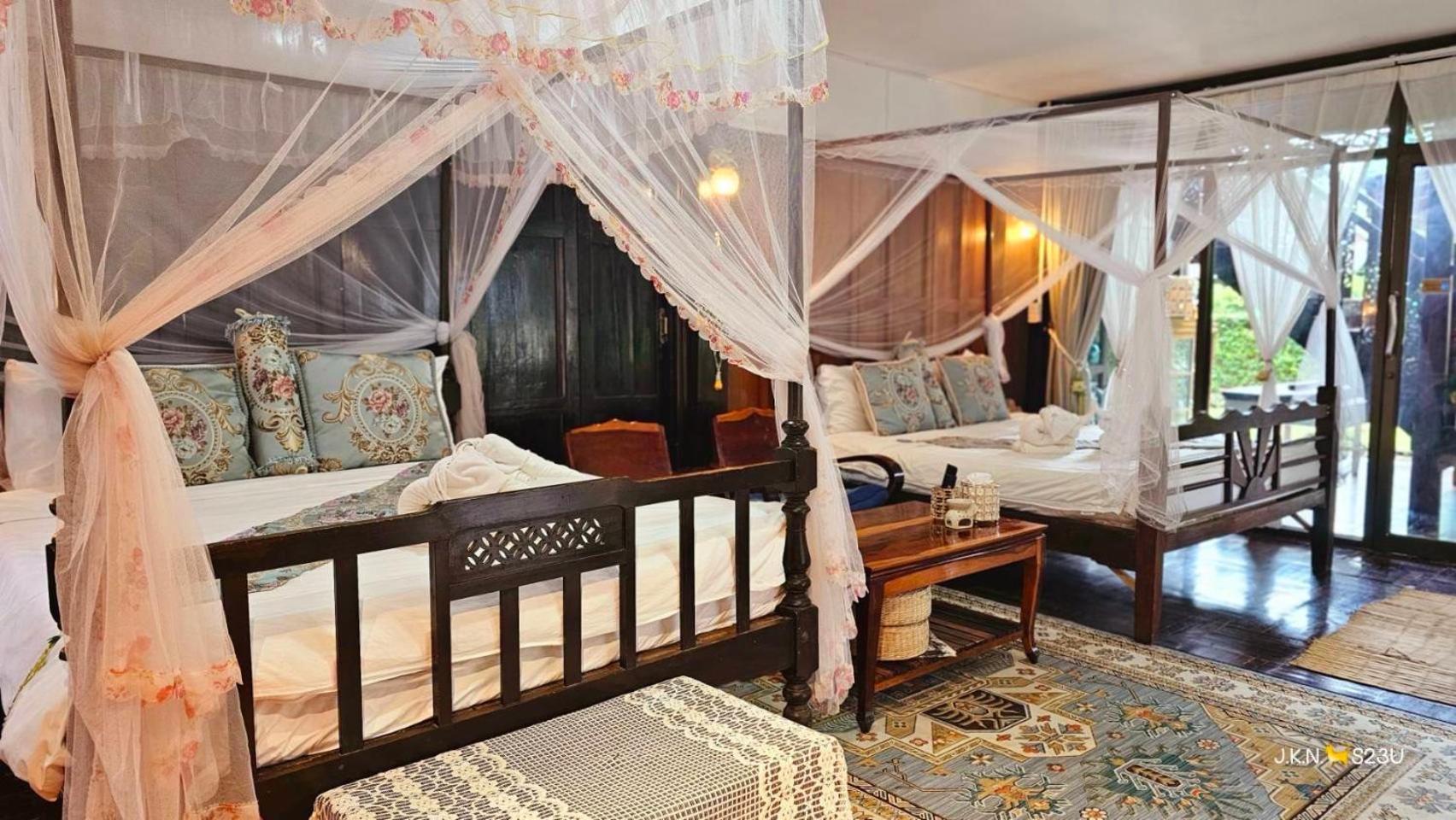 The Antique Riverside Resort Ban Pong  Eksteriør bilde